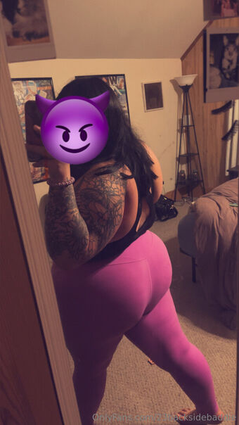 23backsidebaddie