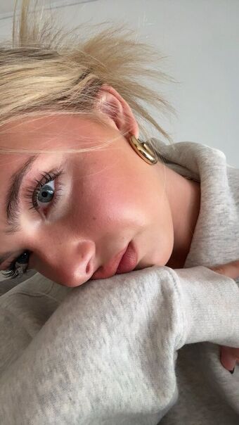 777keely Голе фотографије OnlyFans 12