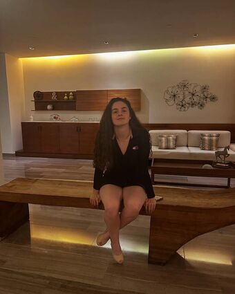 Abbi Pulling Голе фотографије OnlyFans 10