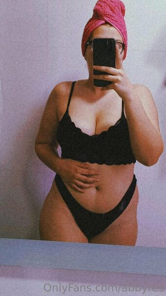 abbyres Голе фотографије OnlyFans 7
