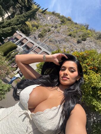 Abida Голе фотографије OnlyFans 45