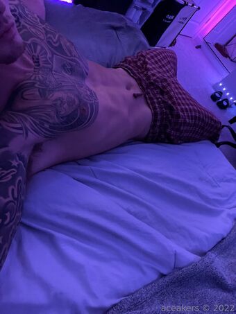 aceakers Голе фотографије OnlyFans 54