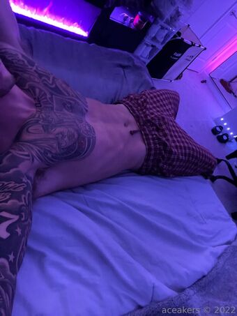 aceakers Голе фотографије OnlyFans 56