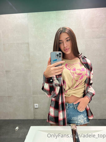adele_top Голе фотографије OnlyFans 19
