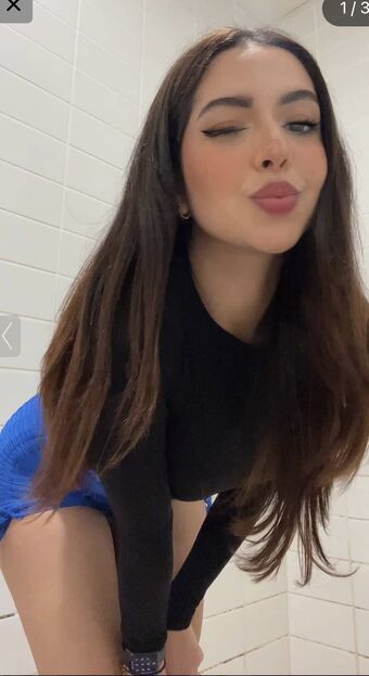 Adriana Carballo Голе фотографије OnlyFans 12