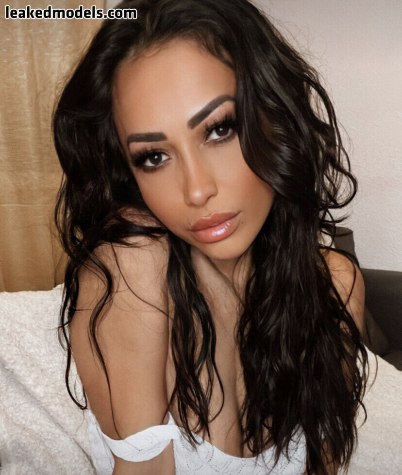 Adriana Meran  Adrianameran  _adrianameran_  https: Голе фотографије  OnlyFans 8 - Leaked Models