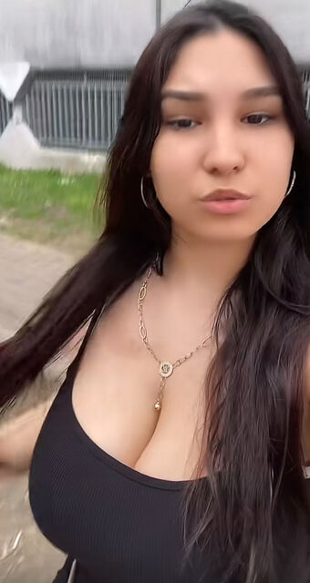 Adry Queen