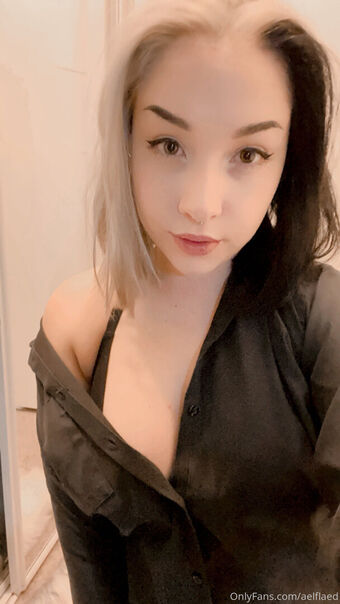 aelflaed Голе фотографије OnlyFans 18