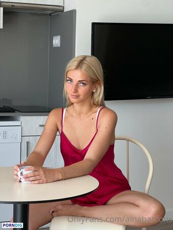 ainabarcons Голе фотографије OnlyFans 55