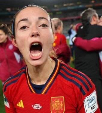 Aitana Bonmatí Голе фотографије OnlyFans 85