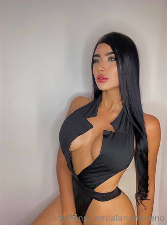 alanamoreno Голе фотографије OnlyFans 40