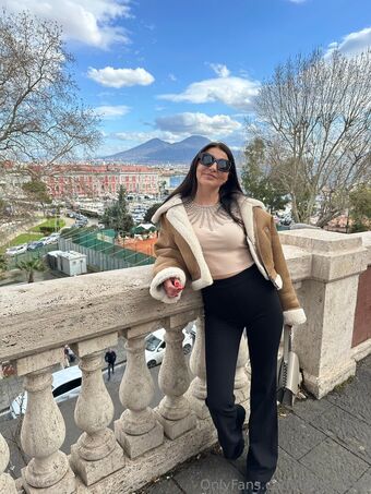 alinagreen Голе фотографије OnlyFans 11