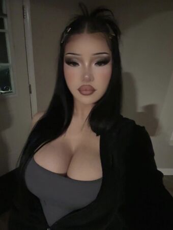 alinalvsu Голе фотографије OnlyFans 2