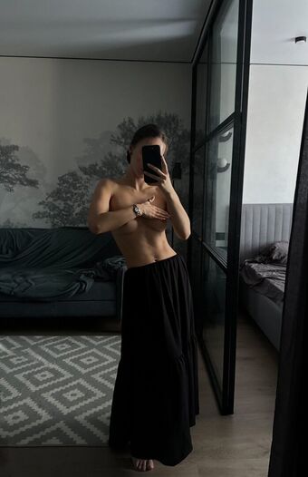 alinasollo Голе фотографије OnlyFans 35