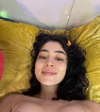 Alluringliyah Голе фотографије OnlyFans 42