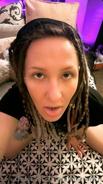 alpha.witch Голе фотографије OnlyFans 11
