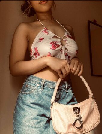 Amaa Голе фотографије OnlyFans 8