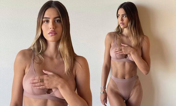 Amelia Hamlin Голе фотографије OnlyFans 21