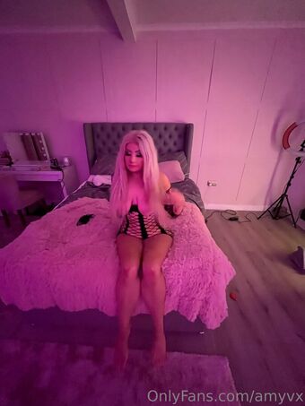 Amyvx Голе фотографије OnlyFans 18