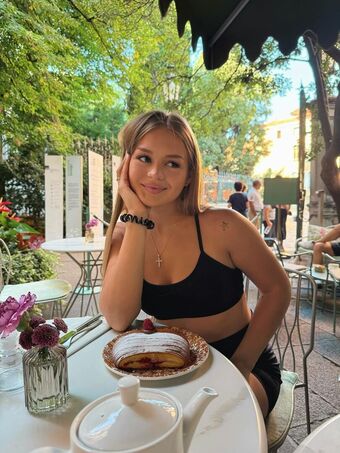 ana_beregoi Голе фотографије OnlyFans 23