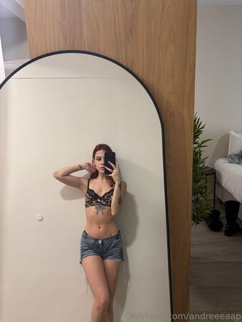 andreeeaap Голе фотографије OnlyFans 23