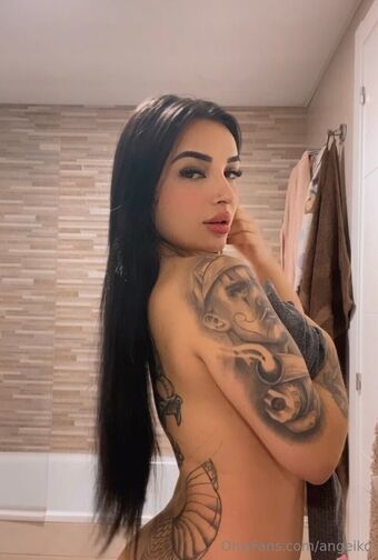 angeiko Голе фотографије OnlyFans 2