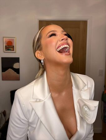 Anna Camp Голе фотографије OnlyFans 76