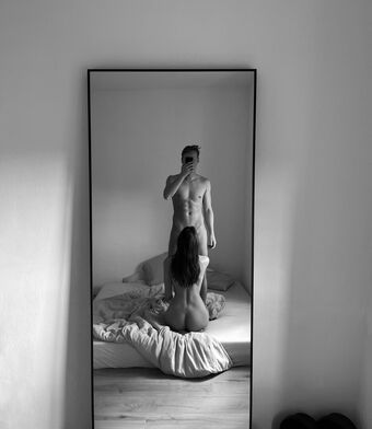 Anna Mare Голе фотографије OnlyFans 23