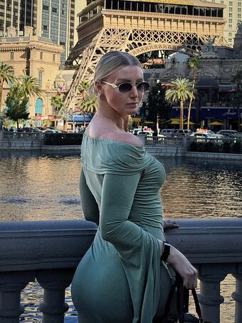 Anna Policarpova Голе фотографије OnlyFans 57