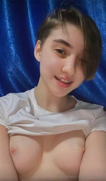 annacool Голе фотографије OnlyFans 17