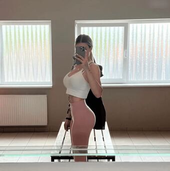 Annchenaugustine Голе фотографије OnlyFans 16