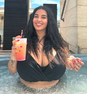 Anne Ris Голе фотографије OnlyFans 1