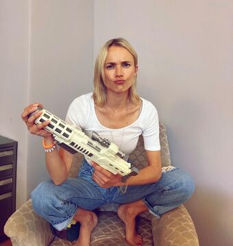 Annie Hoffmann Голе фотографије OnlyFans 15