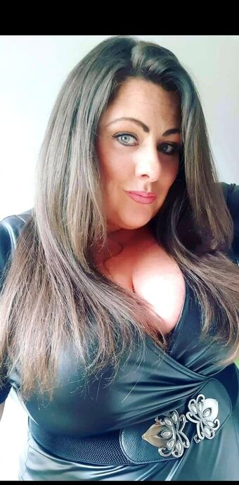 Annie Голе фотографије OnlyFans 14