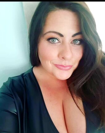 Annie Голе фотографије OnlyFans 20
