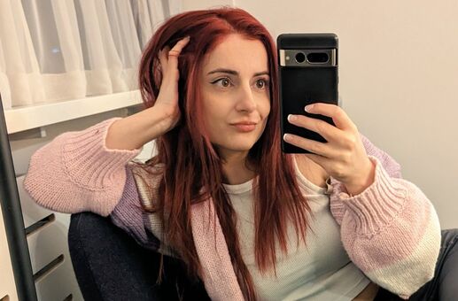 AnnieFuchsia