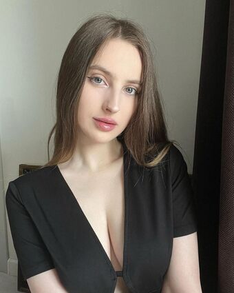 Anny Walker