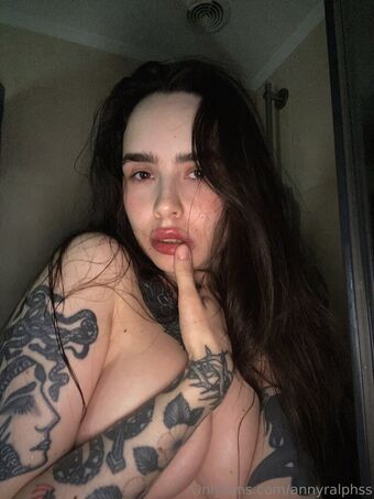 annyralphs Голе фотографије OnlyFans 12