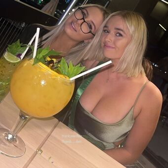 Arlea Голе фотографије OnlyFans 20