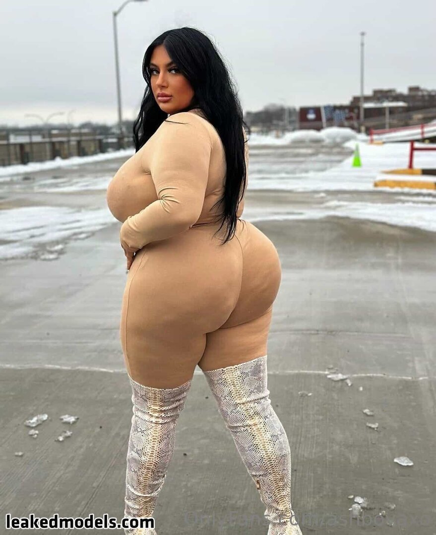 Ashley Bova's alluring expression