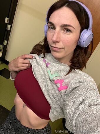 averyfoxx