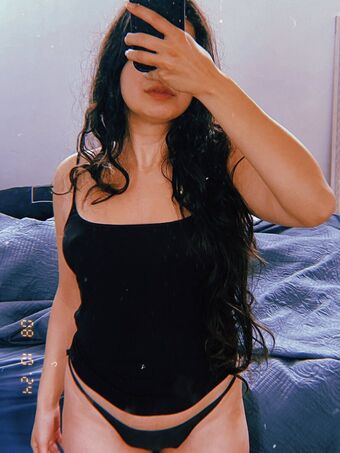 Ayla Da Lua Голе фотографије OnlyFans 12
