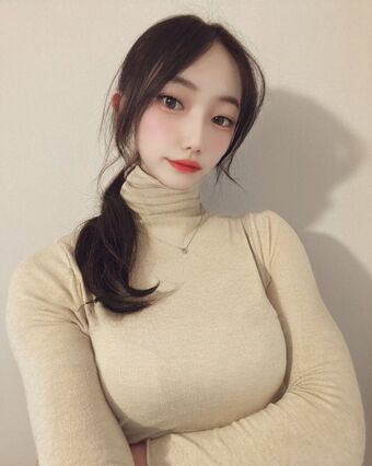 Ayoung Голе фотографије OnlyFans 2