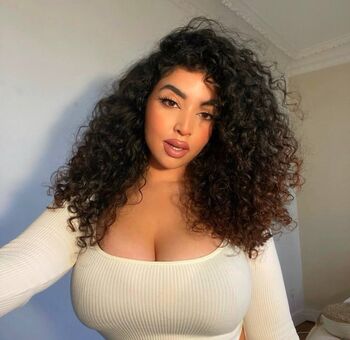 baadsaby Голе фотографије OnlyFans 1