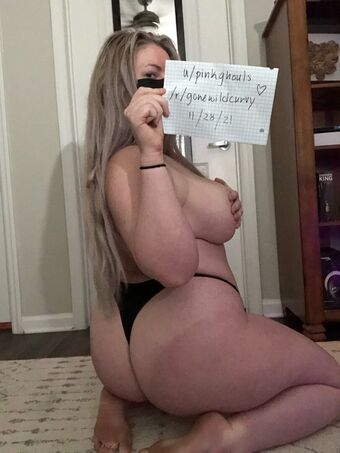 Bailey Bee Голе фотографије OnlyFans 58