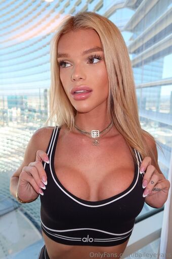 baileyevans Голе фотографије OnlyFans 2