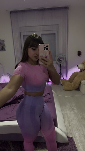 Bambilino Голе фотографије OnlyFans 1