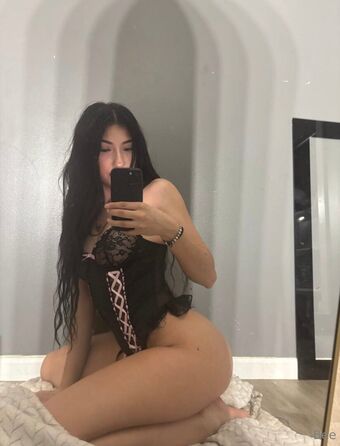 beeabzz Голе фотографије OnlyFans 21