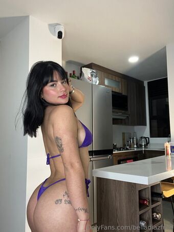 Bella Diaz Голе фотографије OnlyFans 11