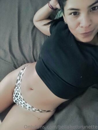 bellahotbrunette Голе фотографије OnlyFans 34